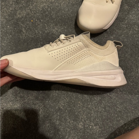 Women’s Clove - Picture 6 of 6